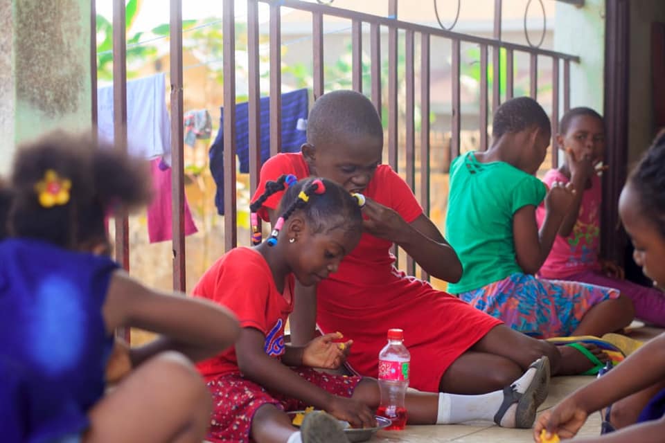 Buea Orphange Ⅱ Visit